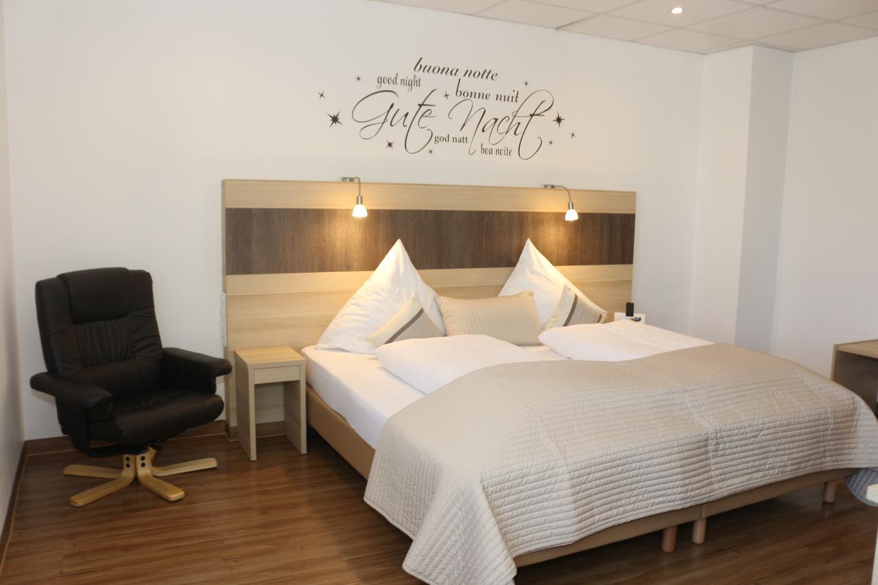 Hotel Baldus เดลเมนฮอร์สท์ ภายนอก รูปภาพ
